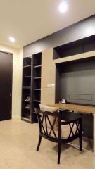 2 bed Condo in The Crest Sukhumvit 34 Khlongtan Sub District C003540