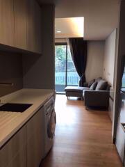 2 bed Condo in The Lumpini 24 Khlongtan Sub District C003426