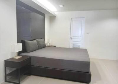 2 Bedrooms 2 Bathrooms Size 85sqm. Waterford Diamond Tower for Rent 37,000 THB