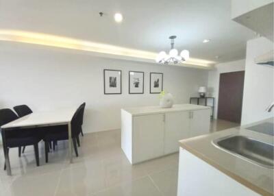 2 Bedrooms 2 Bathrooms Size 85sqm. Waterford Diamond Tower for Rent 37,000 THB