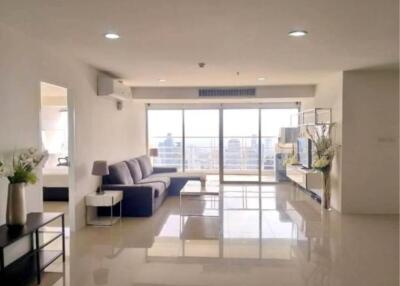 3 bedrooms 2 bathrooms size 121sqm. Waterford Diamond Tower for Rent 55,000 THB