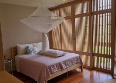 5 Bedrooms 5 Bathrooms Size 431sqm.  The Quarter 31 for Rent 220,000 THB