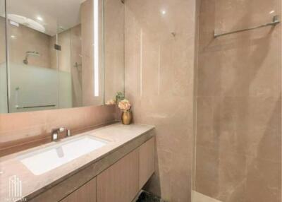 1 Bedroom 1 Bathroom Size 66sqm Magnolias Ratchadamri for Rent 65,000THB