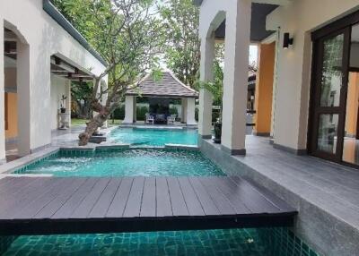 4 Bedrooms House Bali Style for Sale in Pattaya