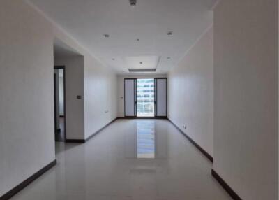 2 Bedrooms 2 Bathrooms Size 85sqm. Supalai Oriental Sukhumvit 39 for Rent 35,000 THB