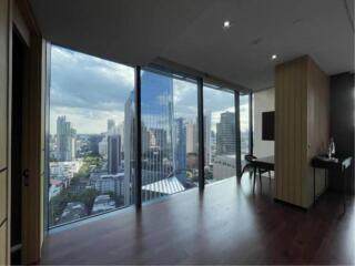 3 Bedrooms 5 Bathrooms Size 180sqm. Marque Sukhumvit for Sale 80 MB