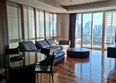 2 bedrooms / 2 bathrooms rent 126sqm for 75,000THB by Baan Rajprasong