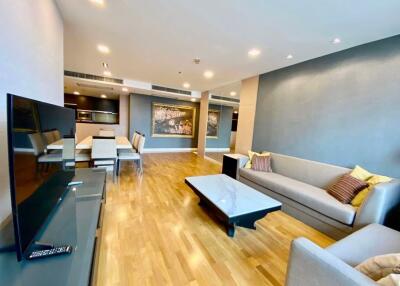 2 bed Condo in Urbana Sathorn Thungmahamek Sub District C020363