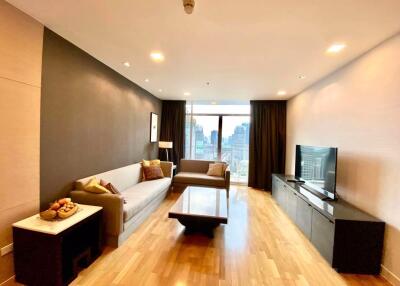 2 bed Condo in Urbana Sathorn Thungmahamek Sub District C020363