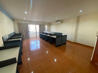 Double Commercial Unit for Sale in Pattaya