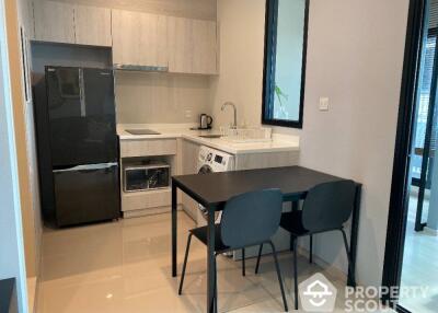 1-BR Condo at Life Asoke near ARL Makkasan