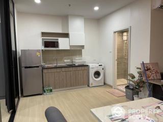 2-BR Condo at Supalai Loft Prajadhipok-Wongwian Yai near BTS Wongwian Yai