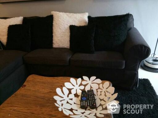 2-BR Condo near BTS Chit Lom (ID 383278)