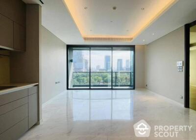 1-BR Condo at Sindhorn Tonson near BTS Ratchadamri