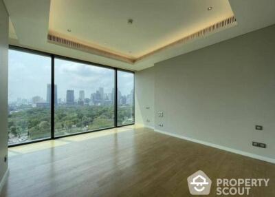 1-BR Condo at Sindhorn Tonson near BTS Ratchadamri