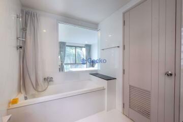 2 Bedrooms bed in Condo in The Urban in Central Pattaya C009003