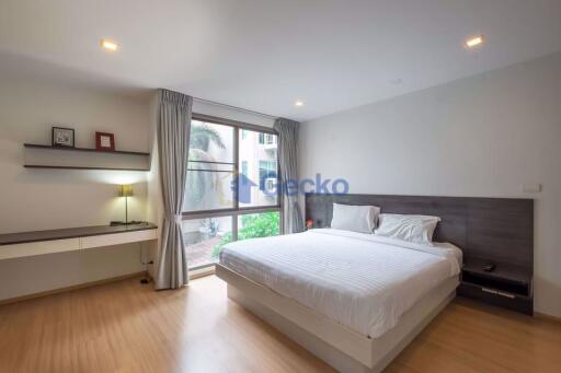 2 Bedrooms bed in Condo in The Urban in Central Pattaya C009003