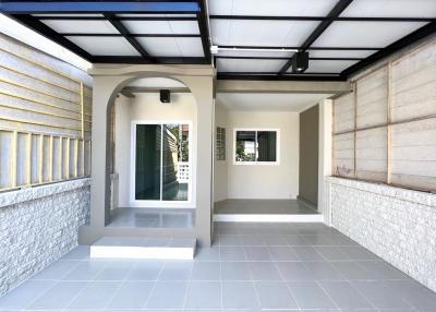 Chat Luang 8 Village, 2-storey townhouse, number 39/7, located on title deed no. 28295: renovation