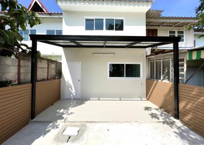 Chat Luang 8 Village, 2-storey townhouse, number 39/7, located on title deed no. 28295: renovation