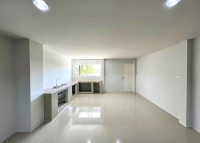 Chat Luang 8 Village, 2-storey townhouse, number 39/7, located on title deed no. 28295: renovation