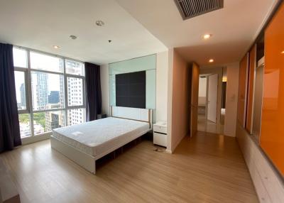 For RENT : Grand Langsuan / 2 Bedroom / 2 Bathrooms / 154 sqm / 80000 THB [10990539]