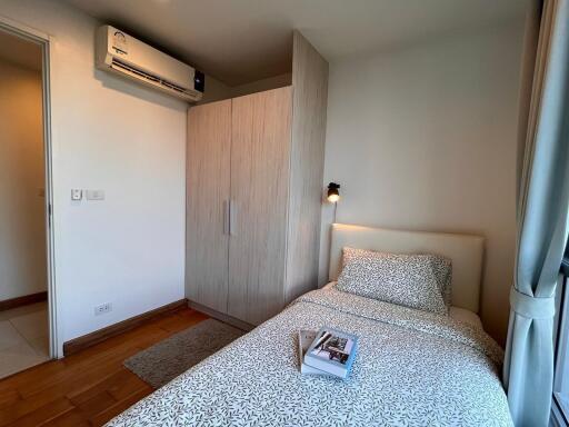 2 bed Condo in Downtown Forty Nine Khlong Tan Nuea Sub District C020366