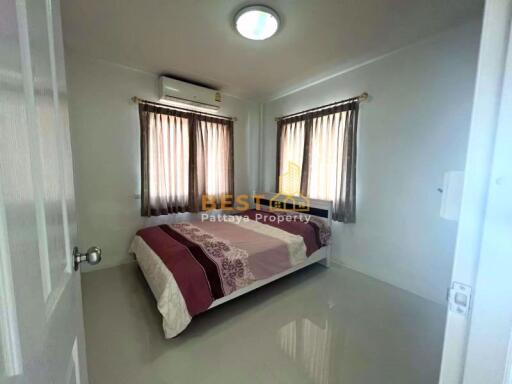 3 Bedrooms Villa / Single House in Far Greenery Village North Pattaya H011221