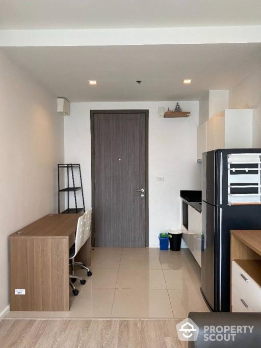 1-BR Condo at Quinn Condo Ratchada 17 near MRT Sutthisan