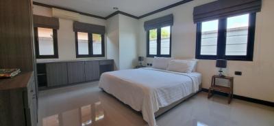 Na Jomtien Private Pool House for Sale