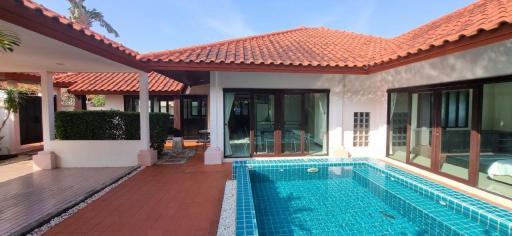 Na Jomtien Private Pool House for Sale