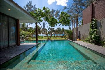 Beach Club Beachfront Pool Villa