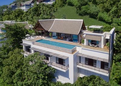 Amazing Modern Luxury Villa on Naithon Beach