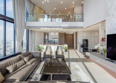 The Ultimate Luxury Riverfront Residence Duplex