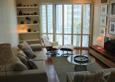 Charming One Bedroom Corner Unit At Bright Sukhumvit 24