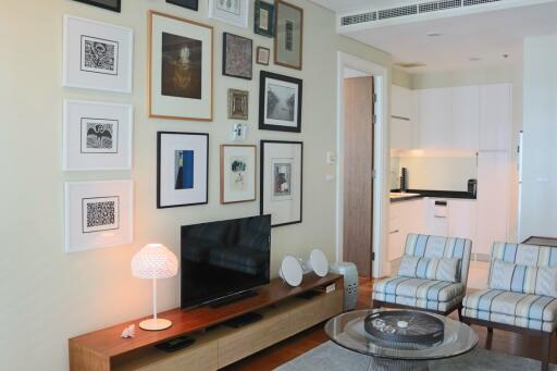 Charming One Bedroom Corner Unit At Bright Sukhumvit 24