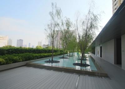 Exquisite Luxury 2 Bed Riverfront Residence