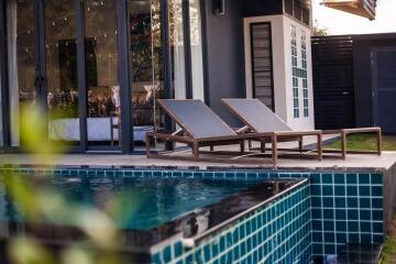 Hua Hin Tranquil Lake Front Private Pool Villa