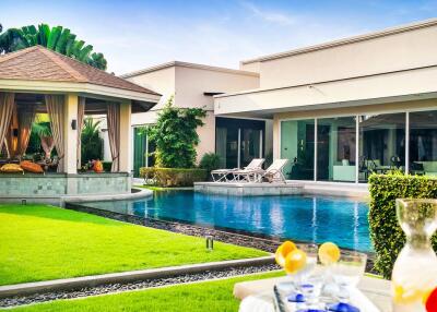 Stylish Contemporary Villa in Chonburi