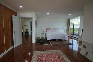 Supalai Place Renovated Duplex