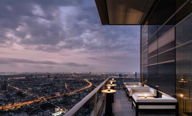 Four Seasons Residence 2 Bed