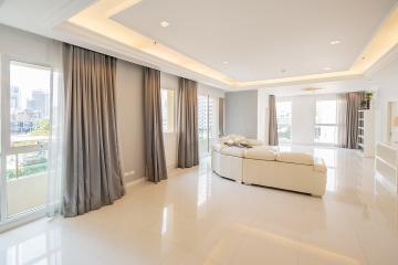 Sukhumvit City Resort Penthouse