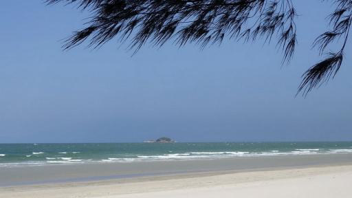 Breathtaking Beachfront Land in Hua Hin