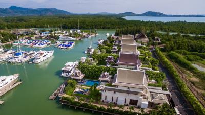 Harbourfront Villa In Royal Phuket Marina