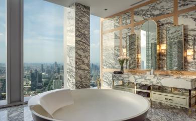 The Ritz Carlton Penthouse Show Suite