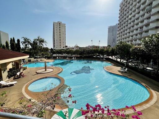 Трехкомнатная квартира, Jomtien Beach Condominium