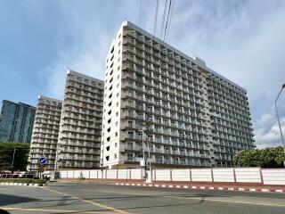 Трехкомнатная квартира, Jomtien Beach Condominium