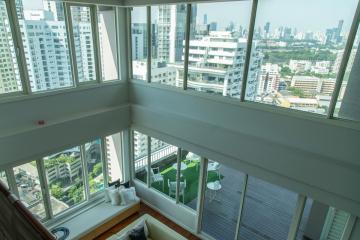 Duplex Penthouse at Baan Siri 24