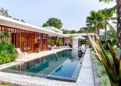Private Pool Villa at Bangsaray