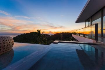 Magnificent Sea View Villa in Chaweng Noi