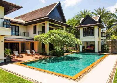 Luxury 6 Bedroom Villa Layan